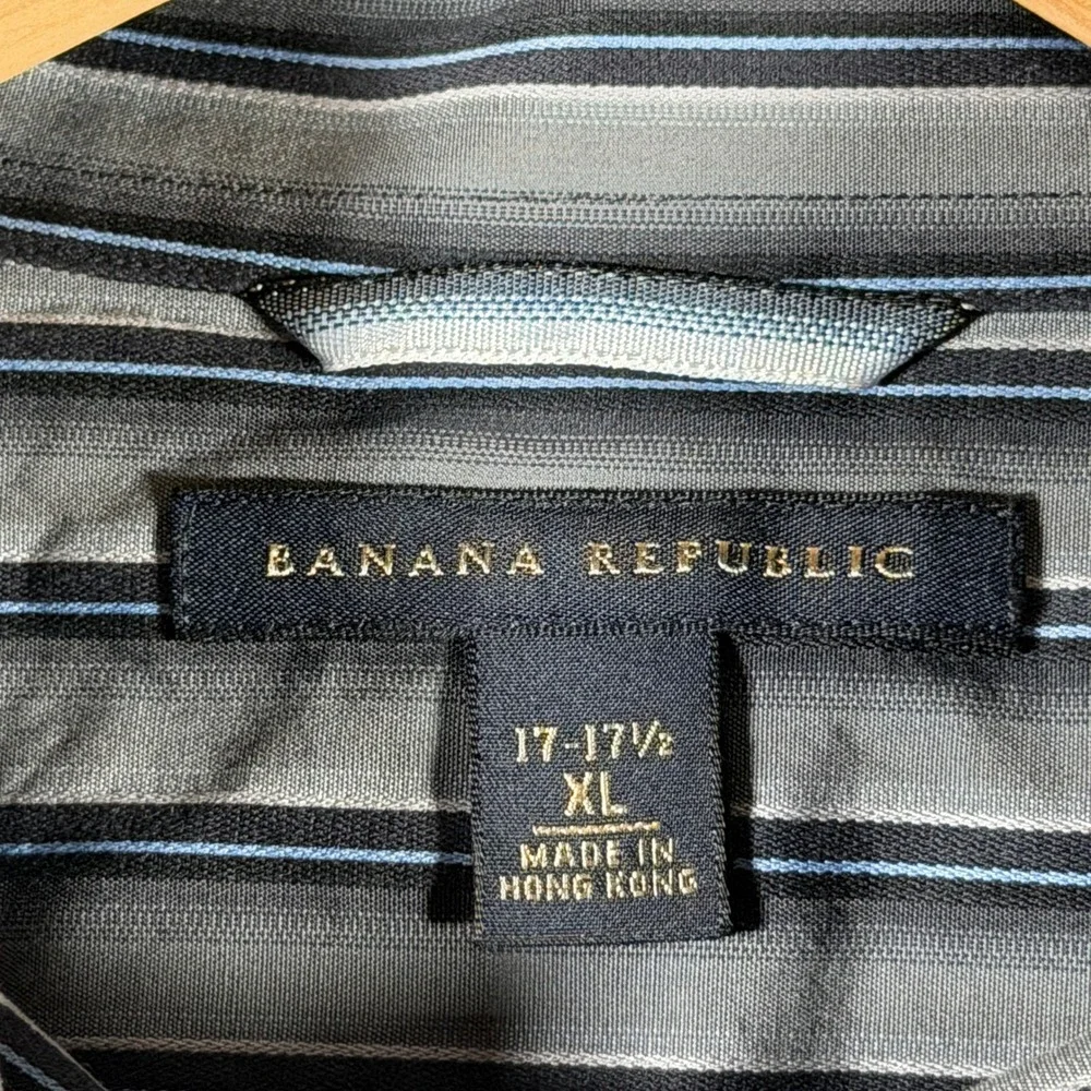 Banana Republic Mens XL Striped Button Down Shirt Grey Blue Cotton 334351-00